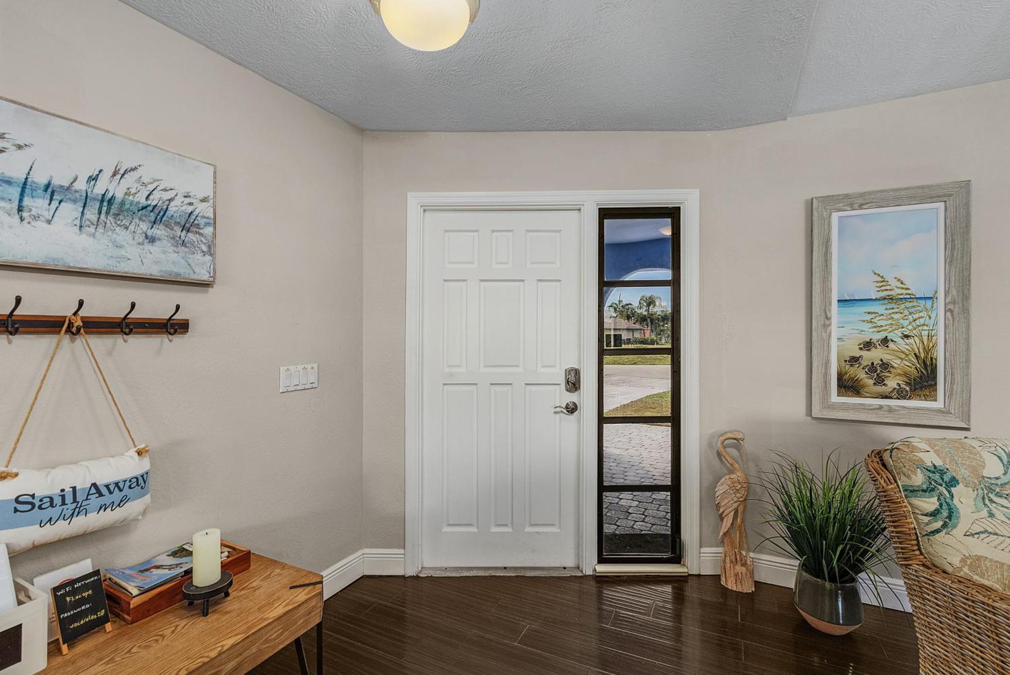 Canal-Front Oasis With Dock And Kayaks In Cape Coral! Exteriör bild
