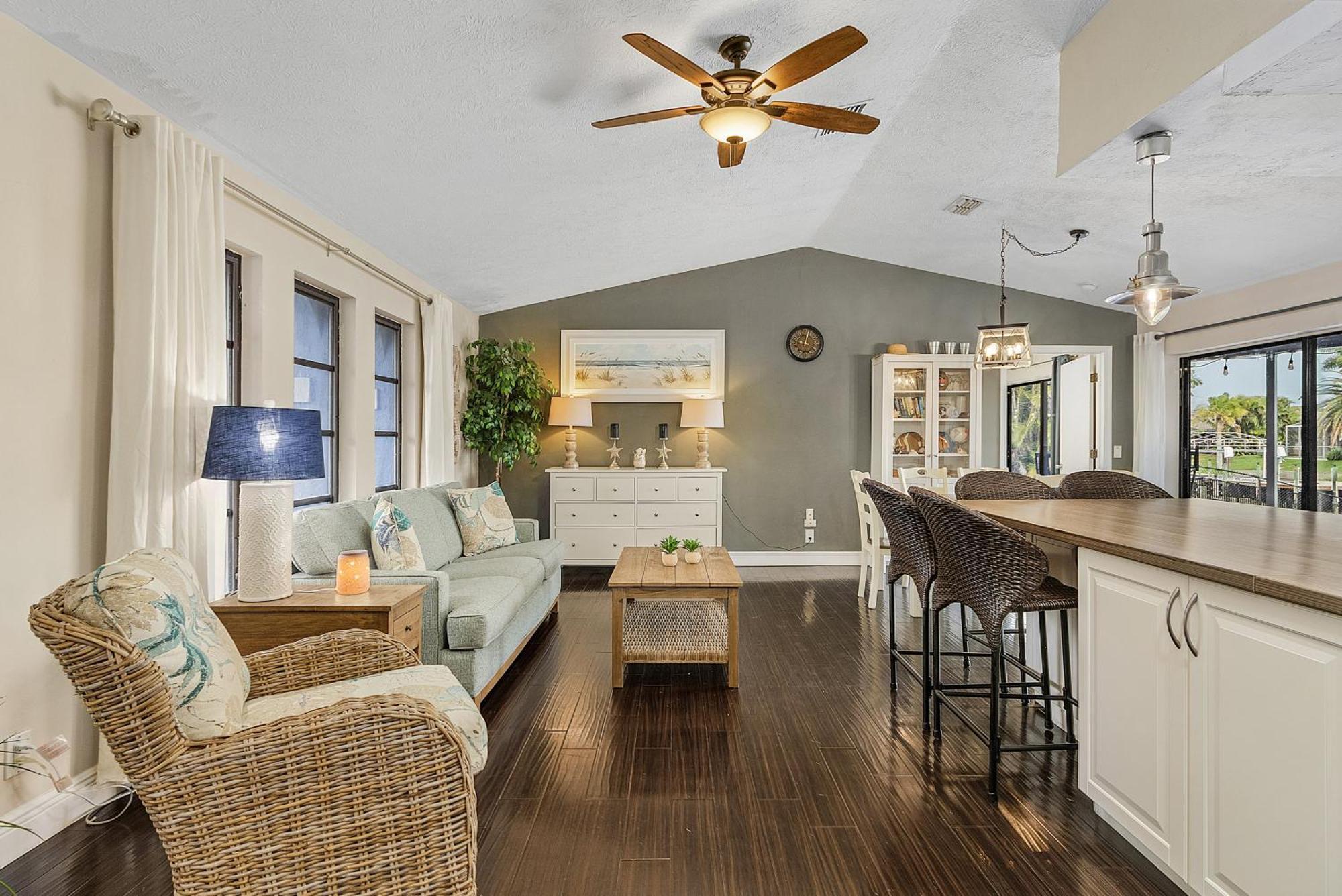 Canal-Front Oasis With Dock And Kayaks In Cape Coral! Exteriör bild